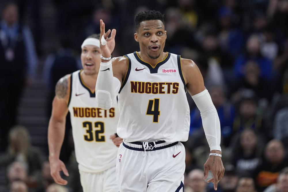 中努力突破 中努力突破